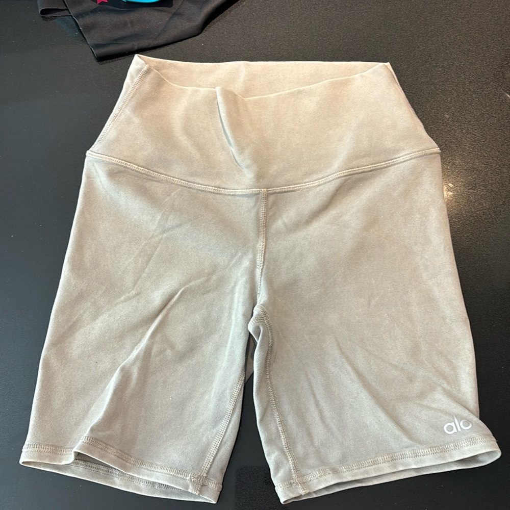 Alo Yoga silver biker shorts